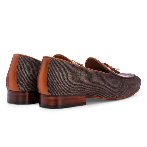 Verve Tassel: Handcrafted Designer Loafers, Cushioned Footbed, Slip-Resistant Sole, Brogue Pattern, Flexible Outsole, Classic Style, Lightweight Design