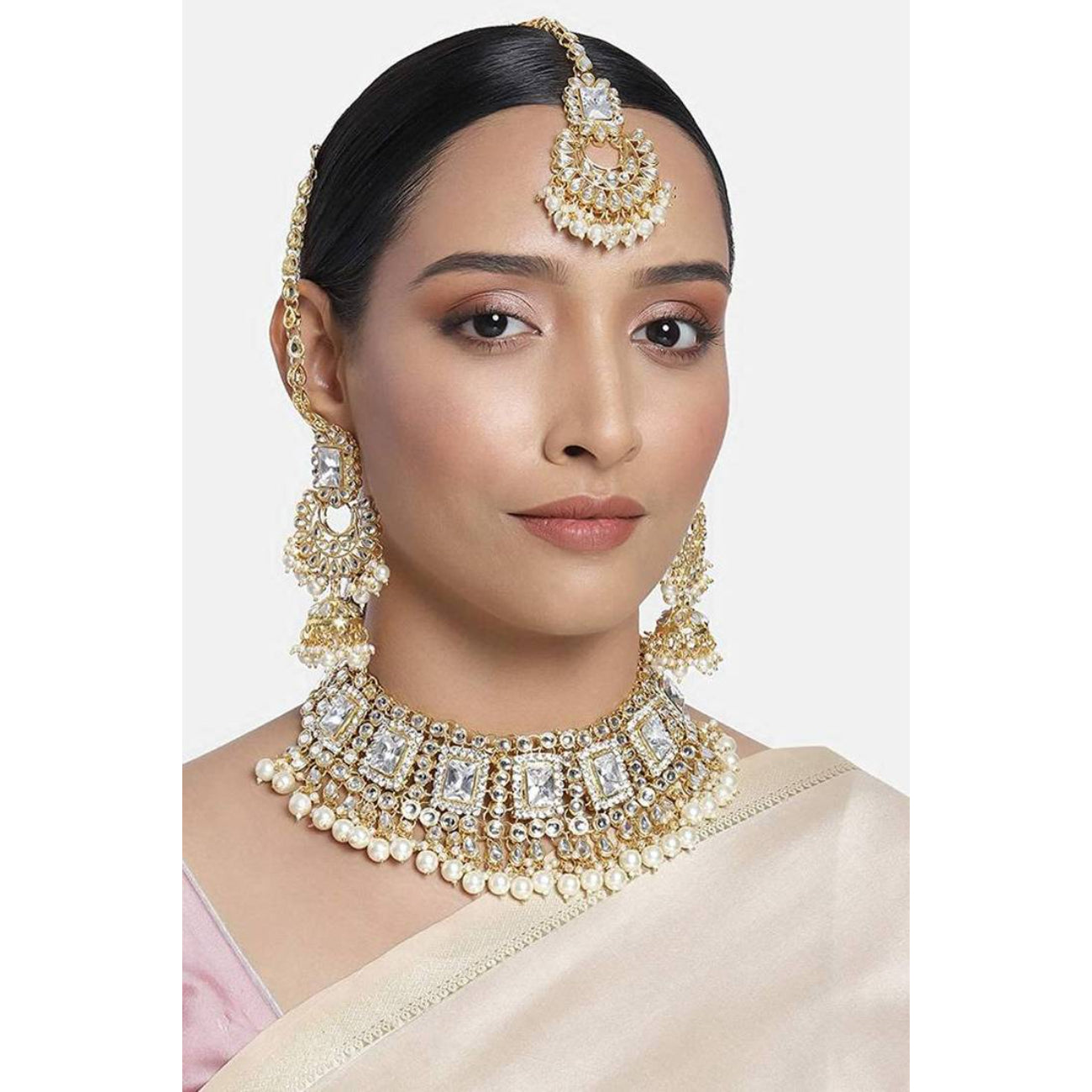 Luxurious Kundan Bridal Jewelry Set, Pearl Choker Necklace, Maang Tikka, and Chandelier Earrings, Traditional Indian Wedding Jewelry (Set of 2)