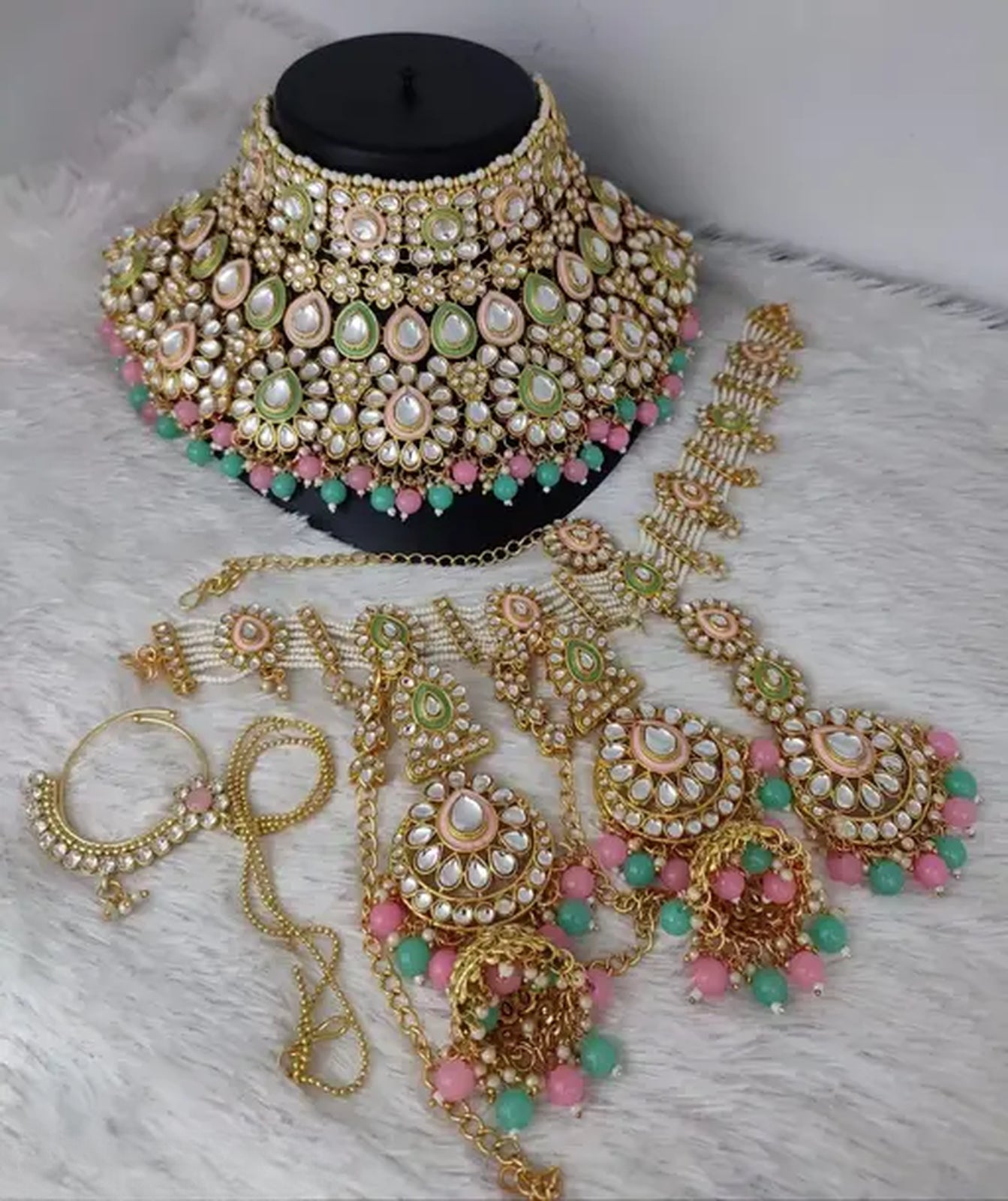 Kundan Bridal Jewelry Set, Pearl Embellishments, Traditional Indian Wedding Jewelry (Set of 2)