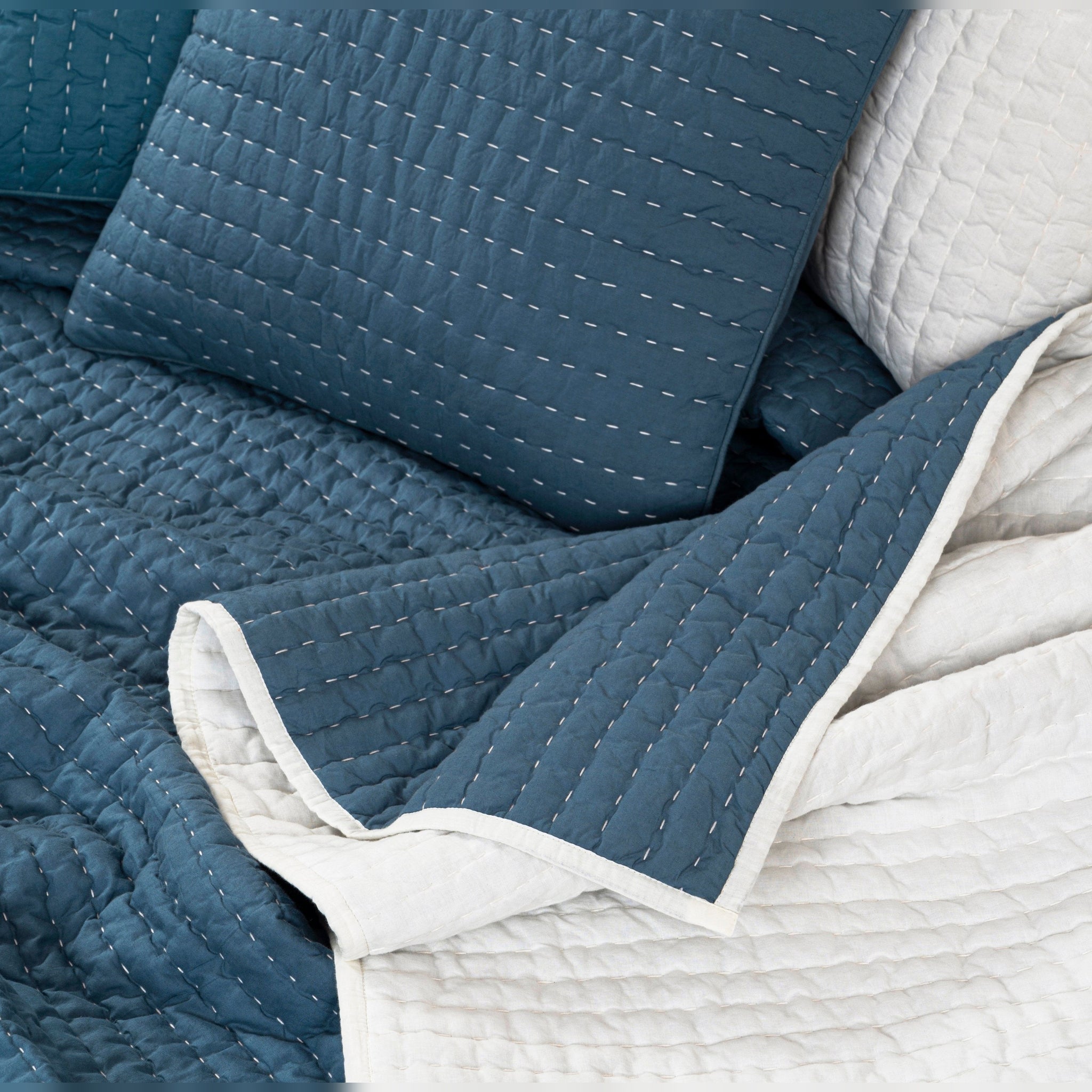 Aqua Sky Cotton Reversible Quilt, Handcrafted with Organic Cotton, Lightweight and Soft, Perfect for Year-Round Use, Complete the Look with Coordinating Quilted Pillow and Cushion Covers, Elegant Bedding Set (1 Quilt + 2 Pillow Covers)