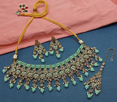 Mint Green Kundan Choker Necklace Set, Matching Earrings and Maang Tikka, Traditional Indian Wedding Jewelry (Set of 2)