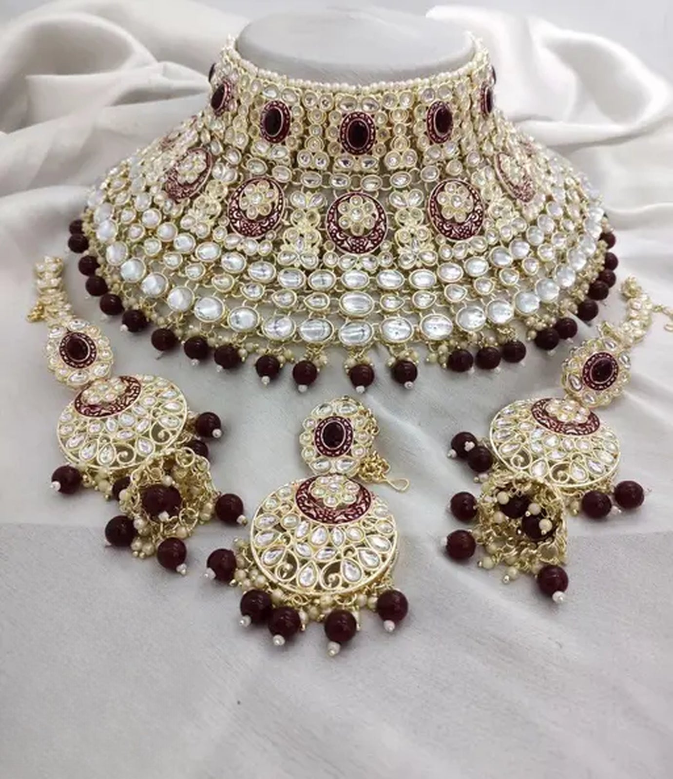 Royal Kundan Choker Set, Maroon Beads - Traditional Indian Wedding Jewelry Set, Earrings and Tikka, Traditional Indian Wedding Jewelry (Set of 2)