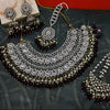 Exquisite Kundan Bridal Necklace Set, Matching Earrings and Tikka, Traditional Indian Wedding Jewelry (Set of 3)