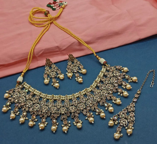 Antique Gold Kundan Choker Set, Pearl Drops and Maang Tikka, Traditional Indian Wedding Jewelry (Set of 2)