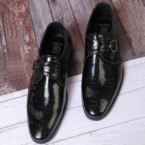 Versatile Eleganc Black Single Patent, Hand-Finished Burnish, Durable Construction, Brogue Pattern, Lightweight Design, Vintage Aesthetic