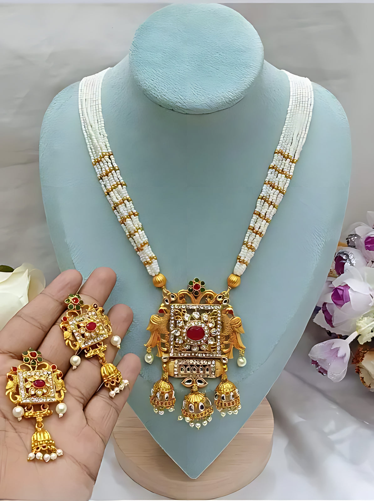 Elegant White Pearl and Gold Kundan Necklace Set, Ornate Pendant, Traditional Indian Wedding Jewelry (Set of 2)