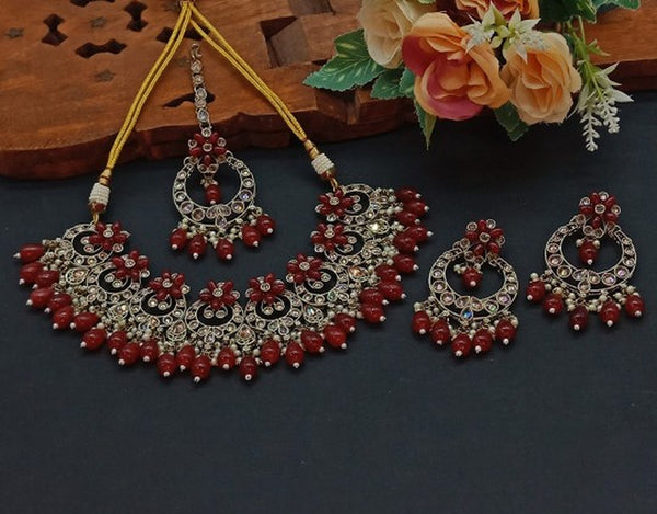 Elegant Red and Gold Indian Jewelry Set - Necklace, Earrings, and Maang Tikka, , Traditional Indian Wedding Jewelry (Set of 2)