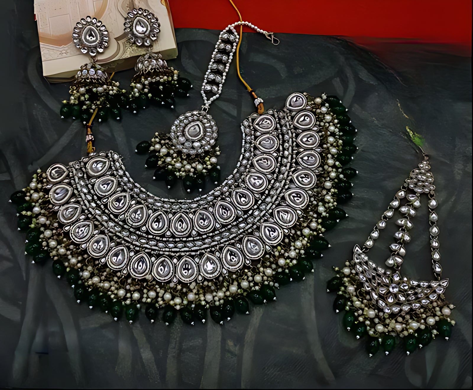 Exquisite Kundan Meena Bridal Necklace, Matching Earrings and Tikka, Traditional Indian Wedding Jewelry (Set of 3)