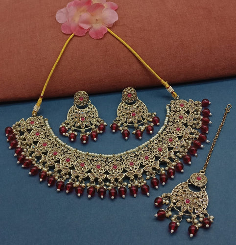 Elegant Maroon and Gold Kundan Choker Necklace Set, Earrings and Maang Tikka, Traditional Indian Wedding Jewelry (Set of 2)