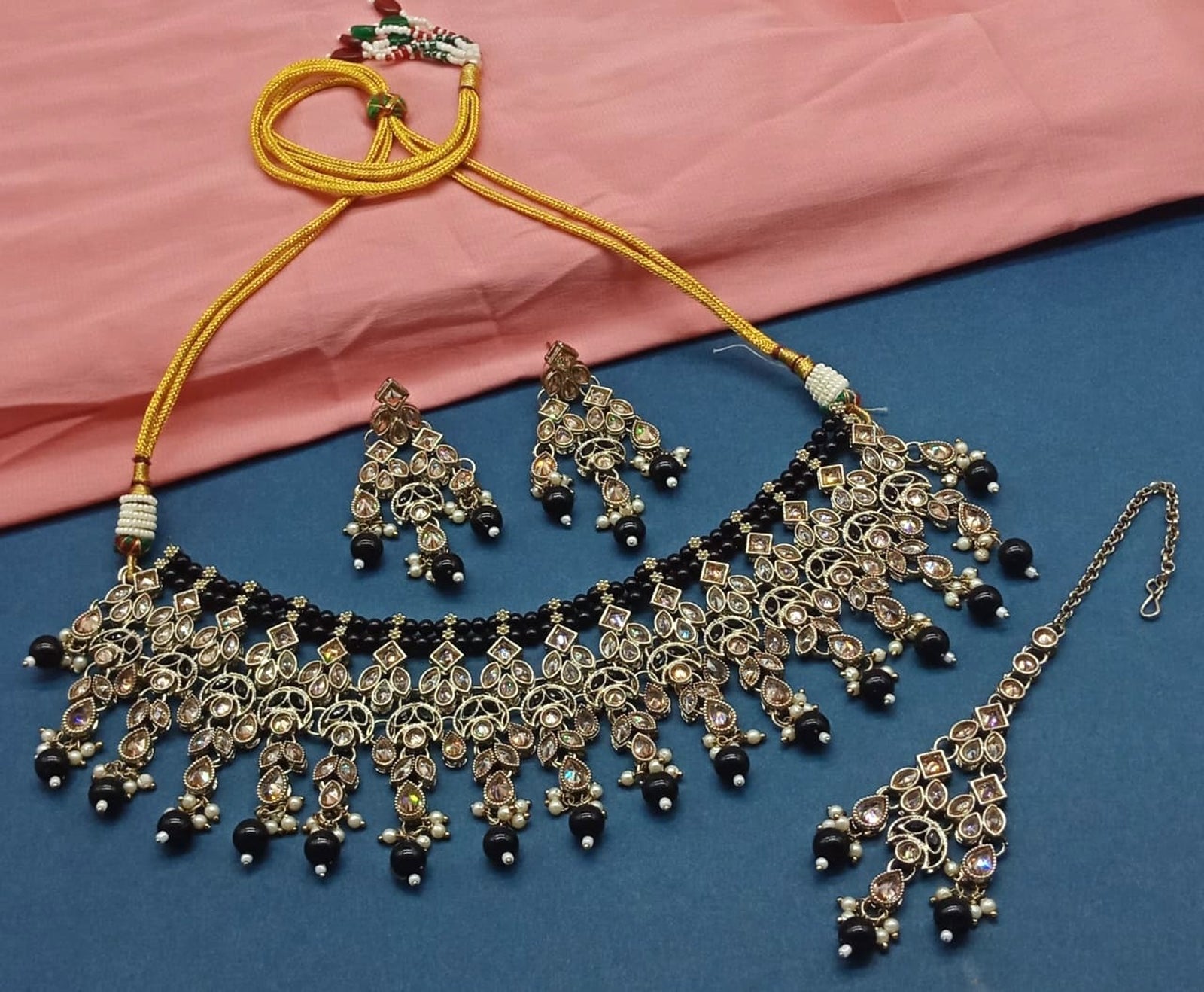 Pink Kundan Choker Necklace Set, Matching Earrings and Maang Tikka, Traditional Indian Wedding Jewelry (Set of 2)