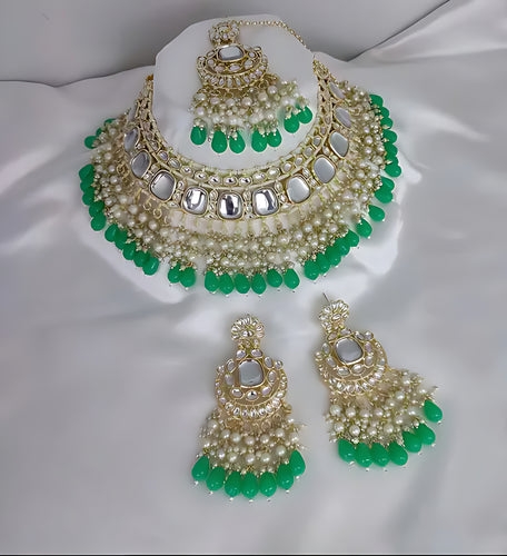 Luxurious Kundan Choker Set, Pearl and Green Bead Accents - Traditional Indian Bridal Jewelry, Traditional Indian Wedding Jewelry (Set of 2)