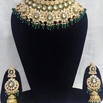 Royal Kundan Bridal Choker Necklace Set, Maang Tikka and Earrings, Traditional Indian Wedding Jewelry (Set of 2)