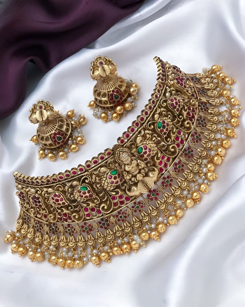 Exquisite Gold-Plated Floral Kundan Necklace Set - Traditional Indian Bridal Jewelry, Traditional Indian Wedding Jewelry (Set of 2)