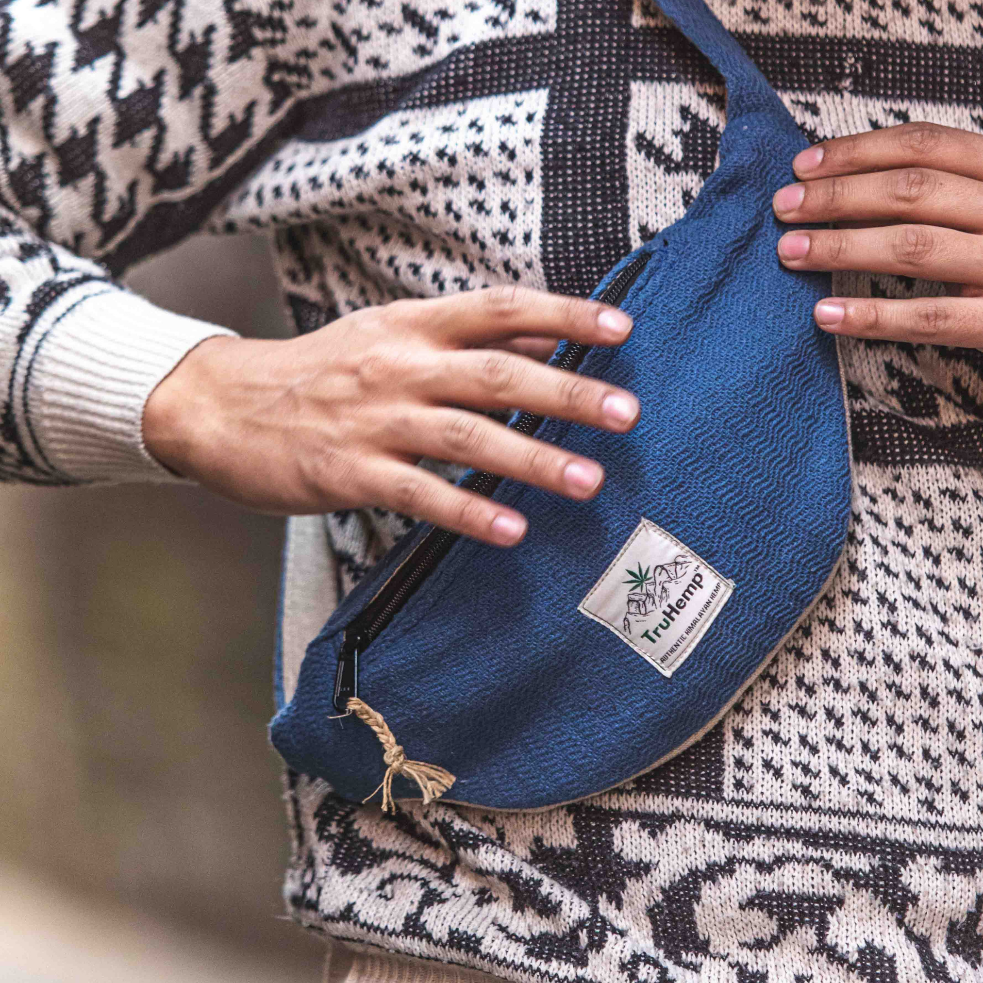 Gürteltasche aus reinem Hanf mit verstellbarem Riemen