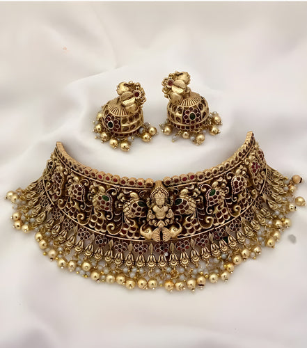 Exquisite Gold-Plated Floral Kundan Necklace Set - Traditional Indian Bridal Jewelry, Traditional Indian Wedding Jewelry (Set of 2)