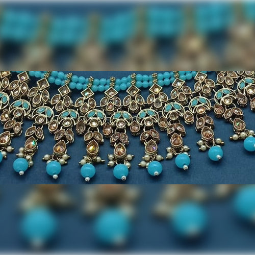 Turquoise Kundan Choker Necklace Set, Matching Earrings and Maang Tikka, Traditional Indian Wedding Jewelry (Set of 2)