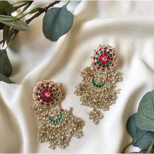 Exquisite Polki Kundan Stone and Pearl Earrings - Regal Ethnic Bridal Jewelry, Traditional Indian Wedding Jewelry (Set of 1)