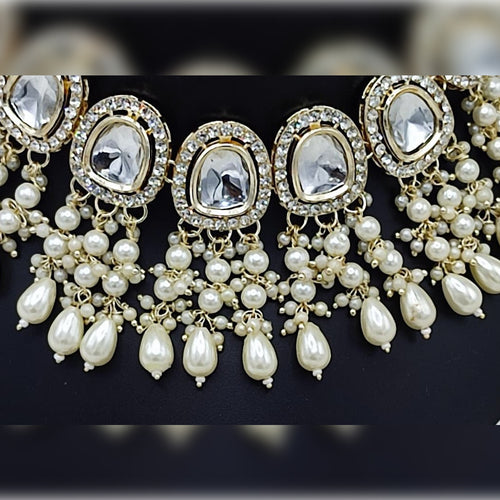 Elegant Kundan Pearl Necklace Set, White Drops and Matching Tikka, Traditional Indian Wedding Jewelry (Set of 2)