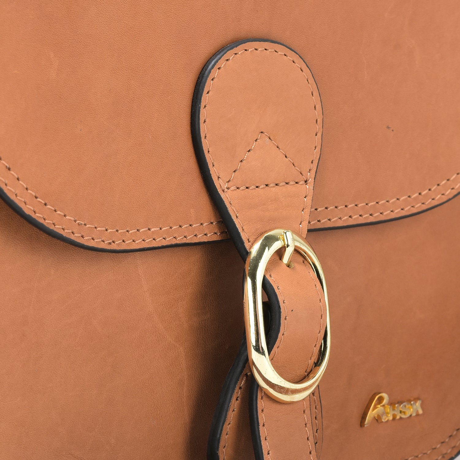 Booby Sling Leather Bag, Tan Leather, Comfortable Design, Ideal for Everyday Wear and Casual Use (Tan)