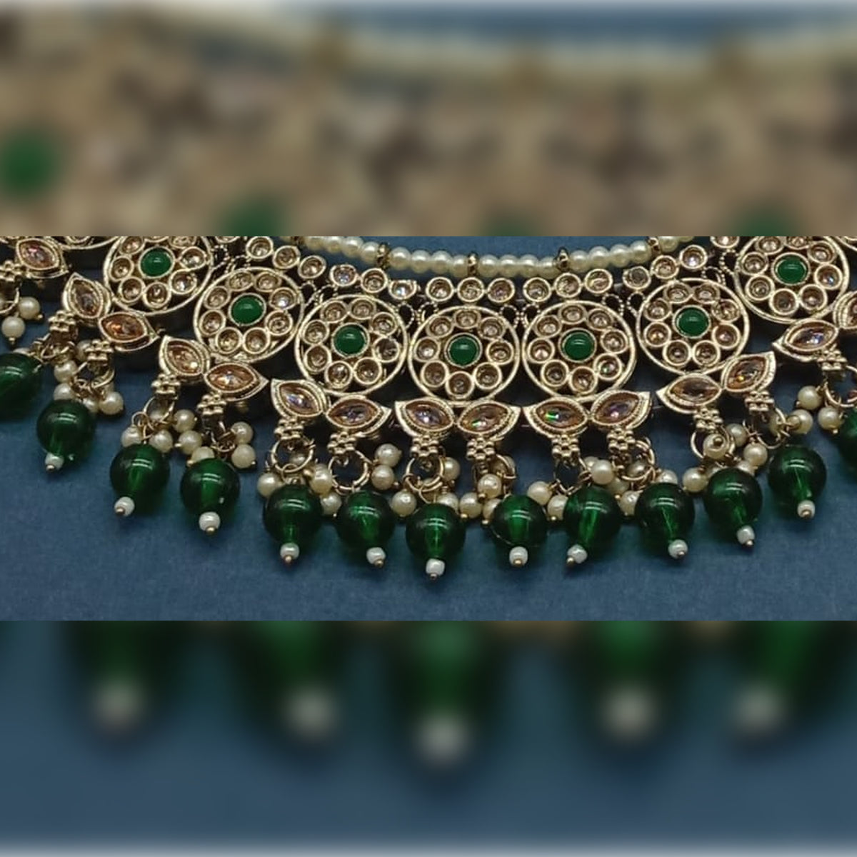 Elegant Green Tone and Gold Kundan Choker Necklace Set, Earrings and Maang Tikka, Traditional Indian Wedding Jewelry (Set of 2)