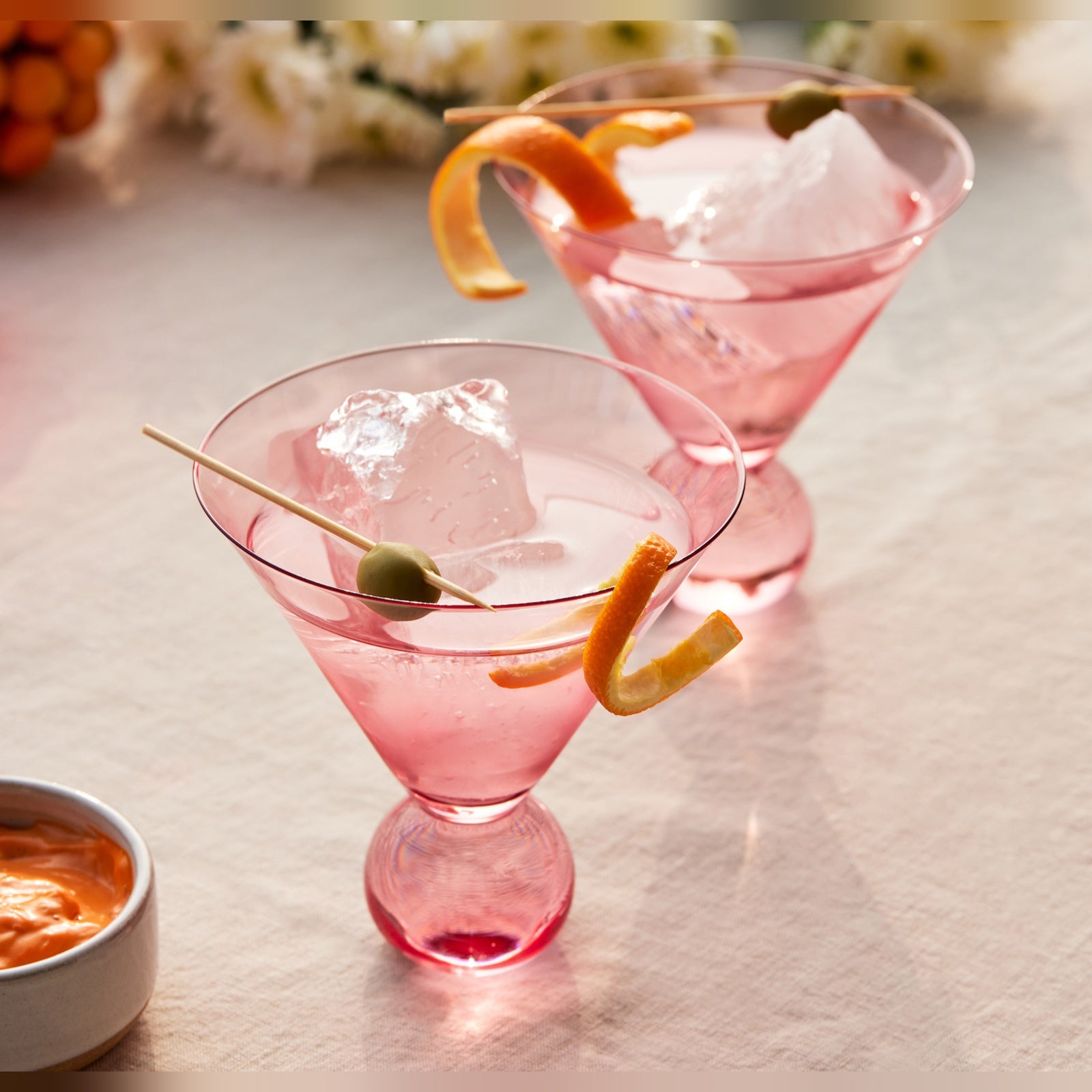 Blush Martini Gin Glasses, Captivating Blush Pink with Unique Bubble Base, Stemless Design for Comfortable Grip, Wide Bowl to Enhance Flavors, Perfect for Parties, Showers, or Cozy Evenings, Elegant Drinkware for Special Occasions (Set of 4)