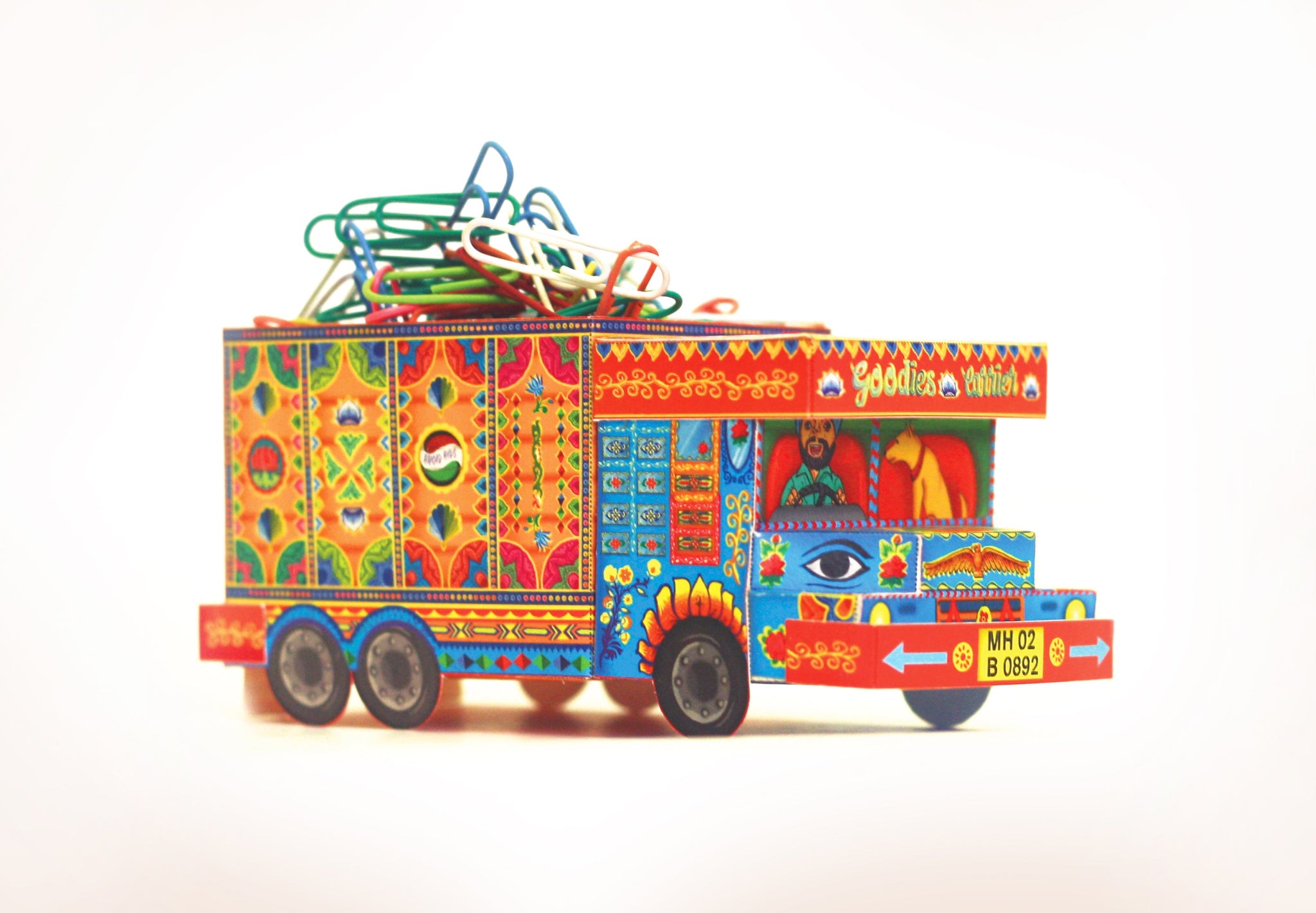 DIY Truck - BLUE, Craft Kit, Ideal for Home DÃ©cor, Fun and Creative DIY Project