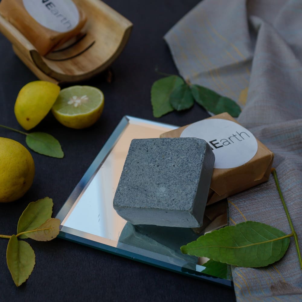 Raw Charcoal & Lime Peel Shaving and Detox Bar