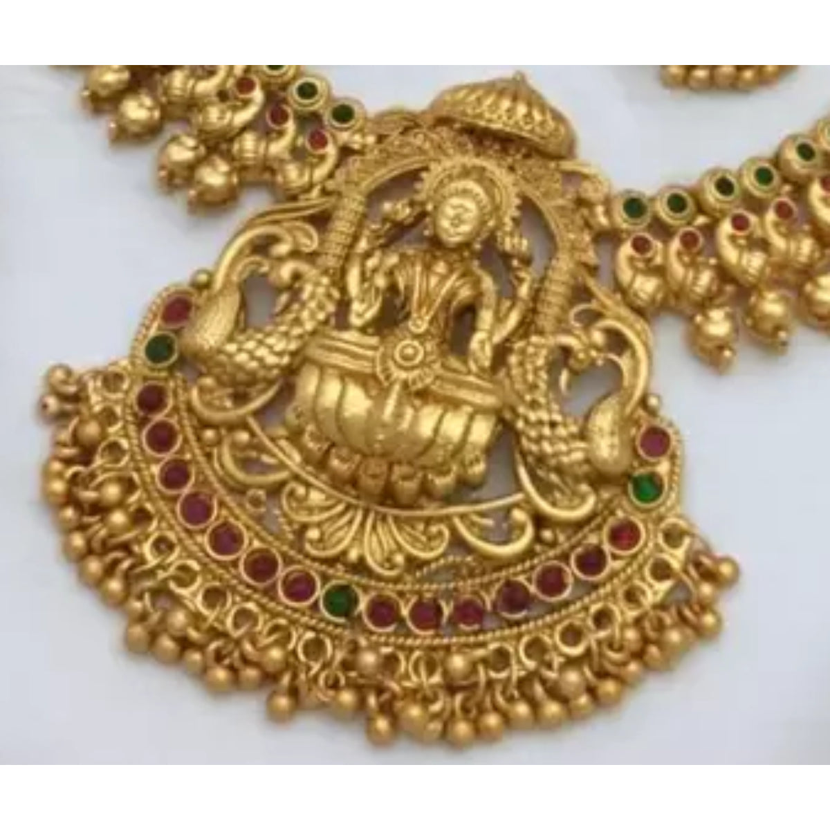 Exquisite Gold-Plated Lakshmi Temple Jewelry Set: Necklace and Earrings, Traditional Indian Wedding Jewelry (Set of 2)