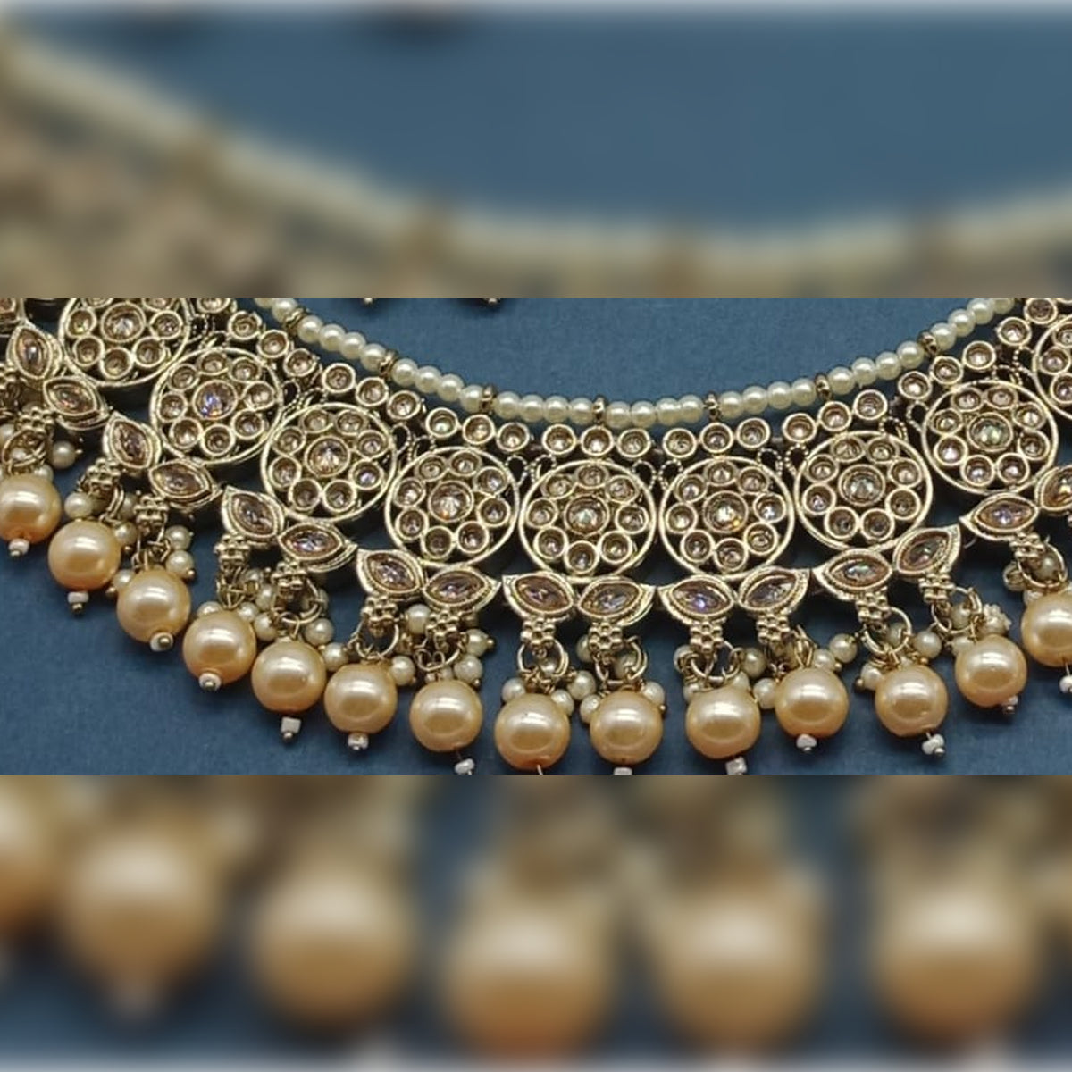 Elegant Gold Tone and Gold Kundan Choker Necklace Set, Earrings and Maang Tikka, Traditional Indian Wedding Jewelry (Set of 2)