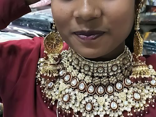 Royal Kundan Bridal Choker Necklace Set, Maang Tikka and Earrings, Traditional Indian Wedding Jewelry, Bridal Collections (Set of 2)