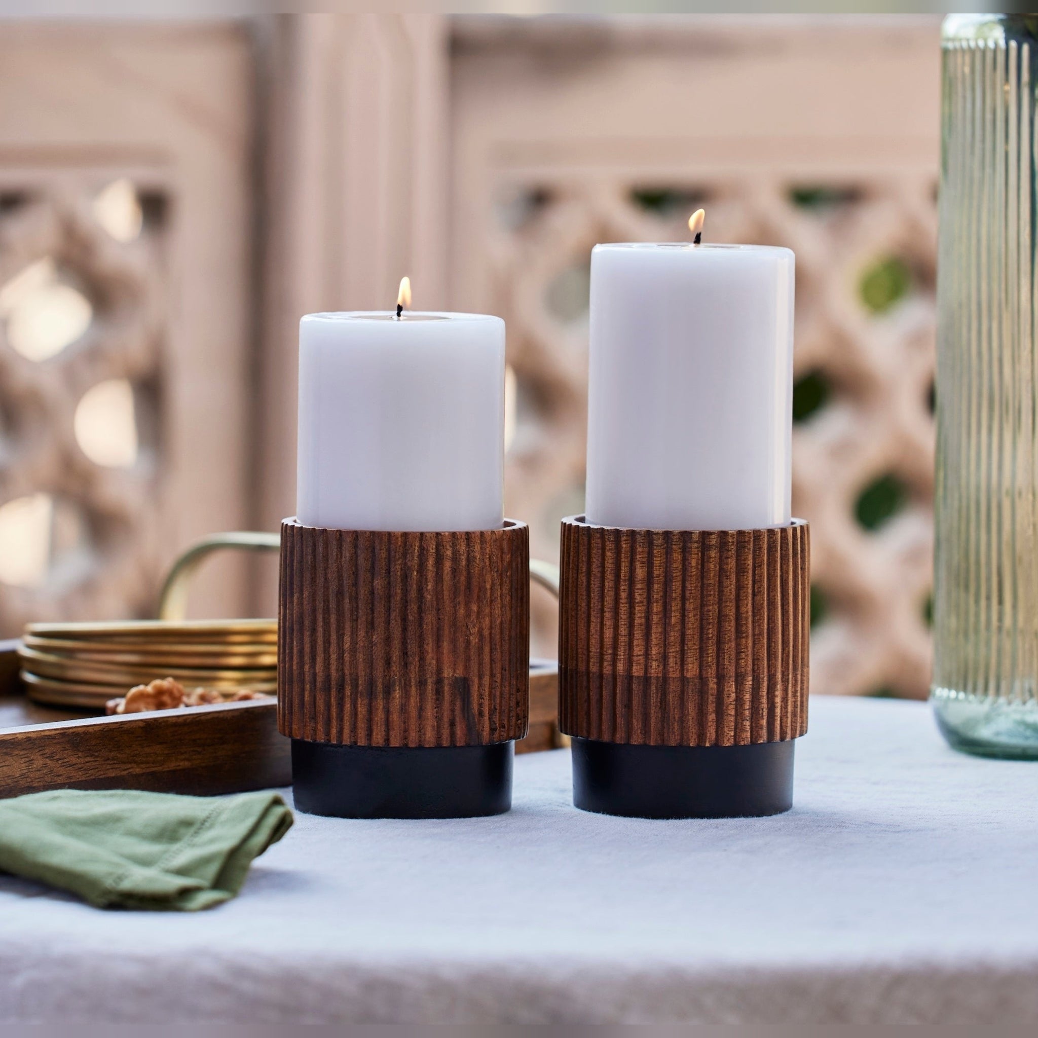 Ribbed Wooden Candle Holder Set, Sustainably Crafted Mango Wood with Intricate Ribbed Design, Perfect for Pillar Candles, Ideal for Enhancing Entrance, Living Rooms, or Dining Spaces, Elegant and Stylish Home Décor (Large Size)