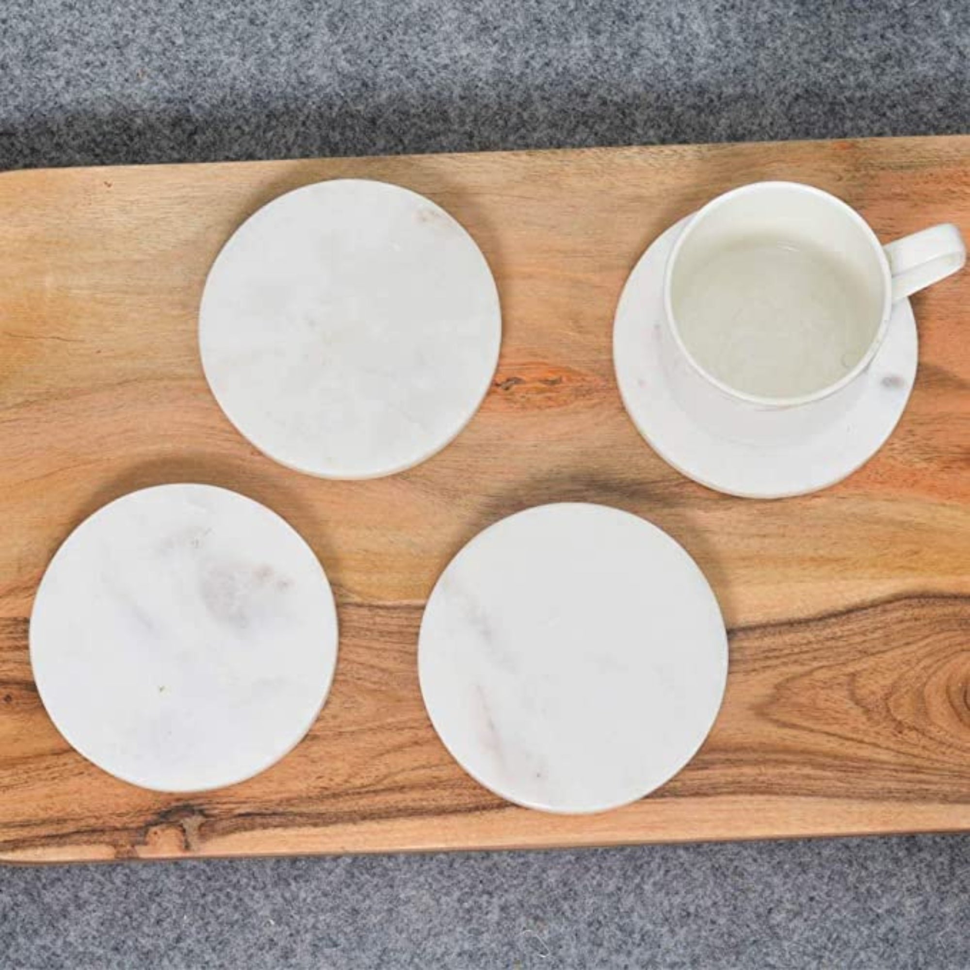 White Marble Round Coasters - Elegant Anti-Skid Heat-Resistant, Home Accessories, Protect Surfaces, Ideal for Serving Drinks, Coffee or Tea,(10x10 cm ) Set of 4