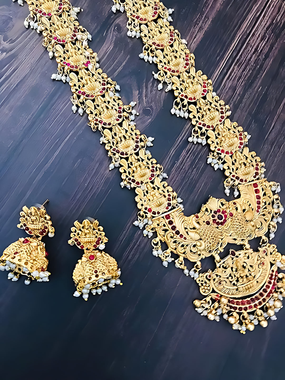 Exquisite Gold Filigree Necklace and Earrings Set, Traditional Indian Wedding Jewelry (Set of 2)