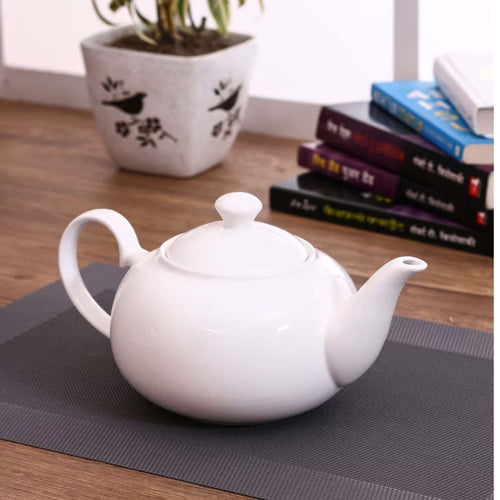 Qucciberry Ceramic White English Tea Pot, Classic and Elegant Design, Ideal Gift for Special Occasions, Weddings or Housewarming, Durable and Stylish White Tea Kettle