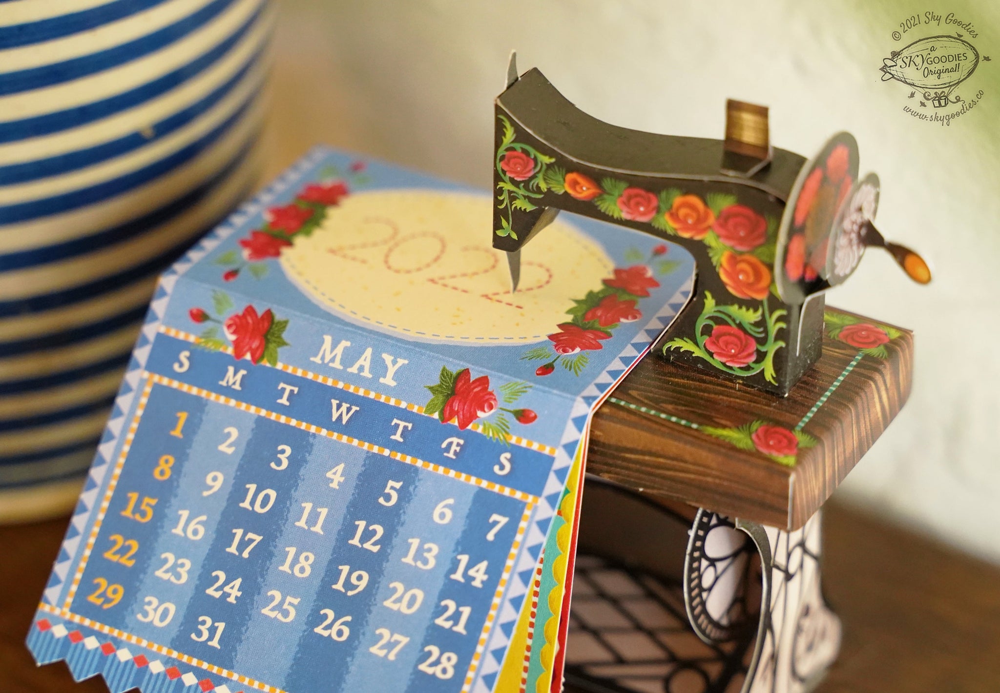 DIY Sewing Machine Desk Calendar, Fun Craft Kit, Perfect for Office DÃ©cor, Creative DIY Calendar