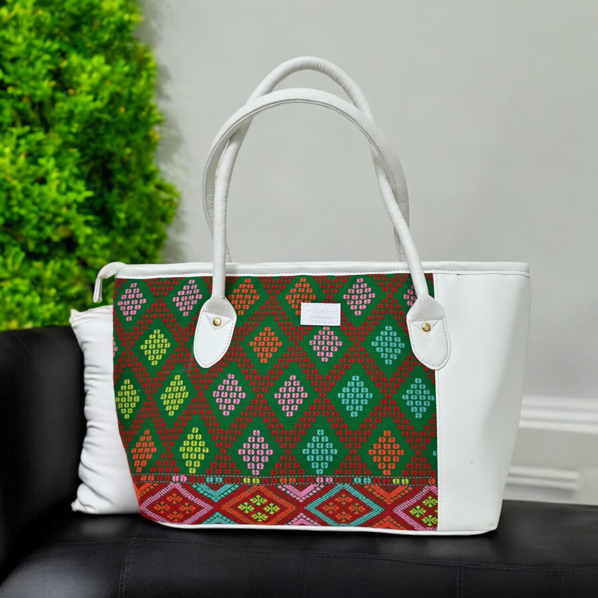 Premium white & colorful Motif Bag