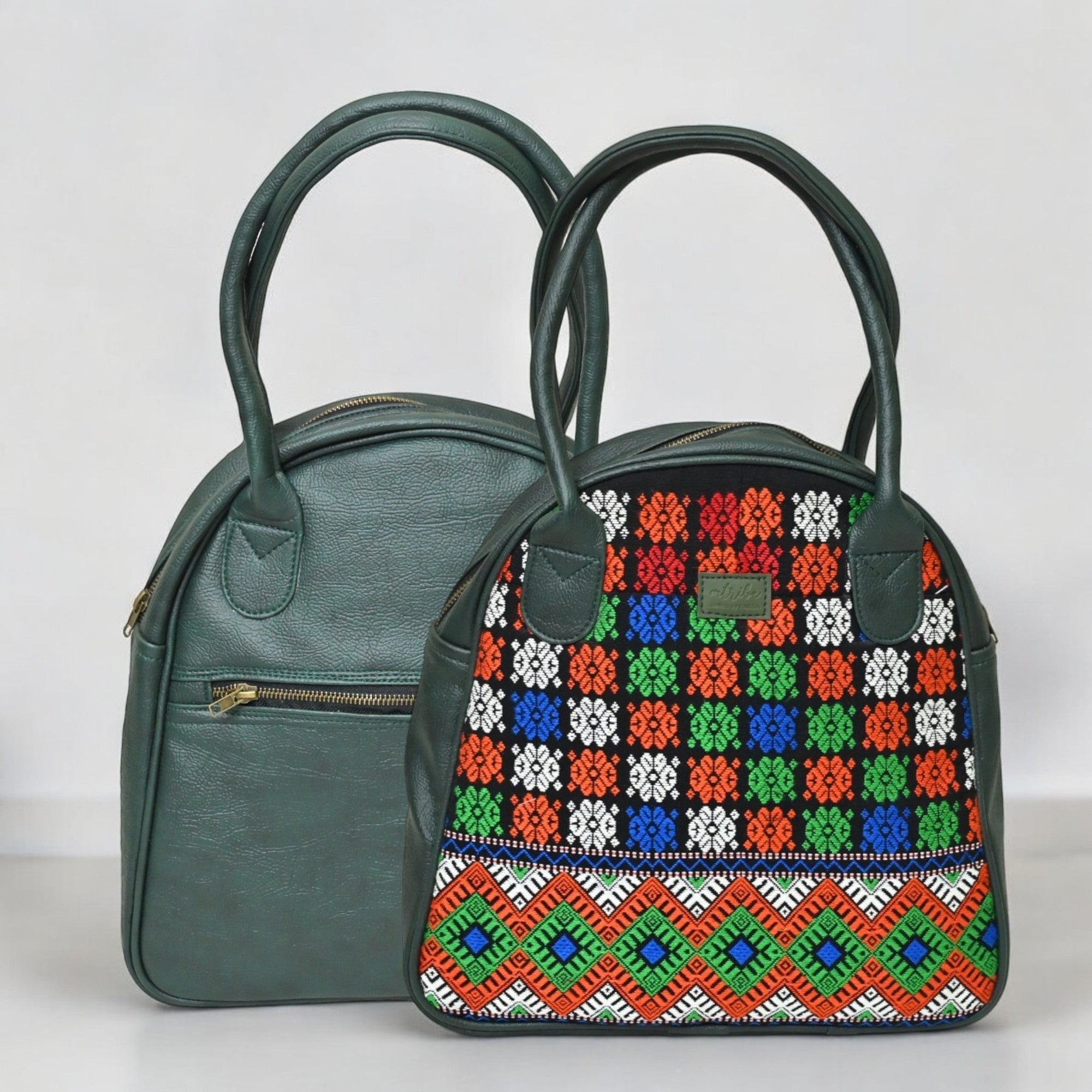 Green Chic Carryall Tote bag