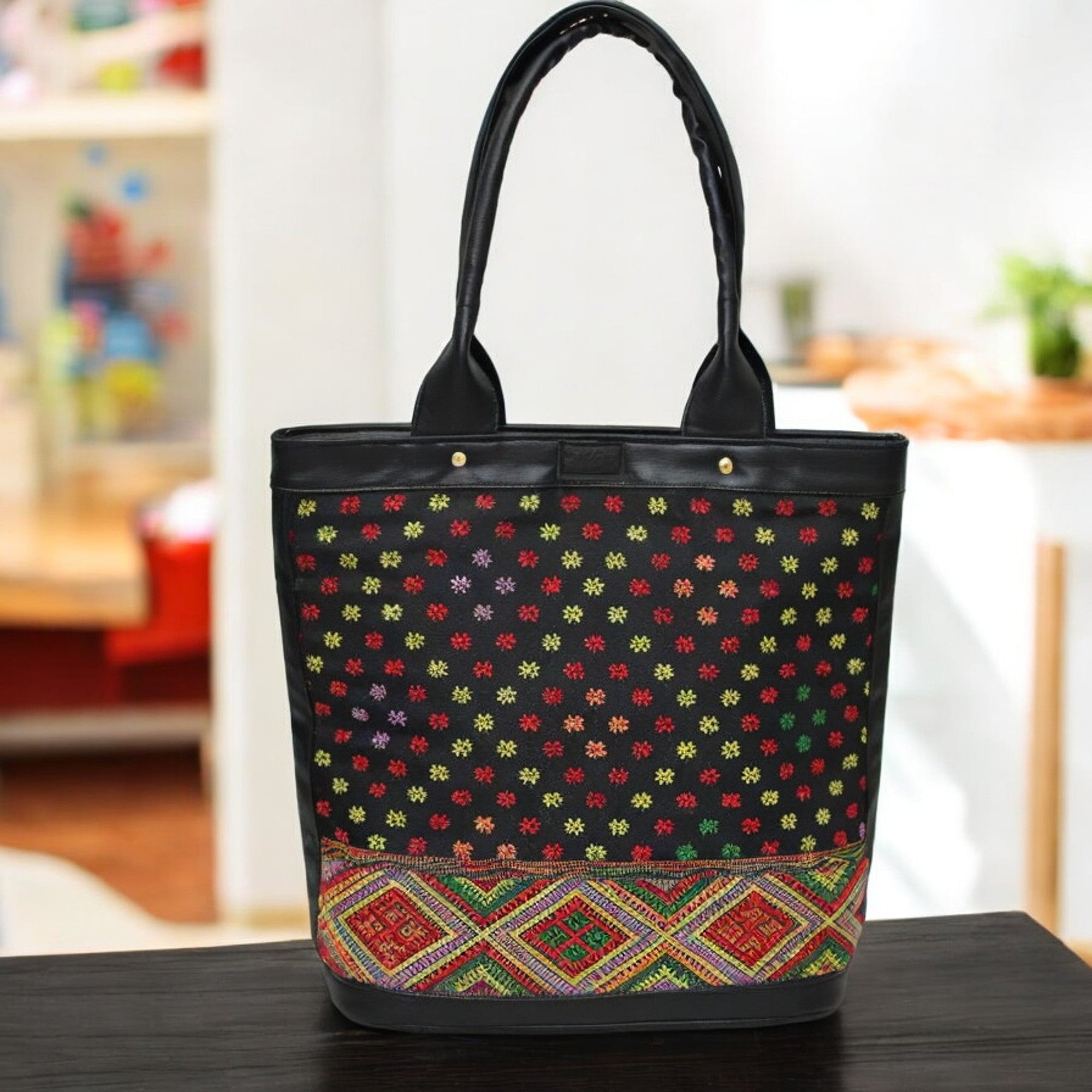 Premium Vegan Tote (Black)