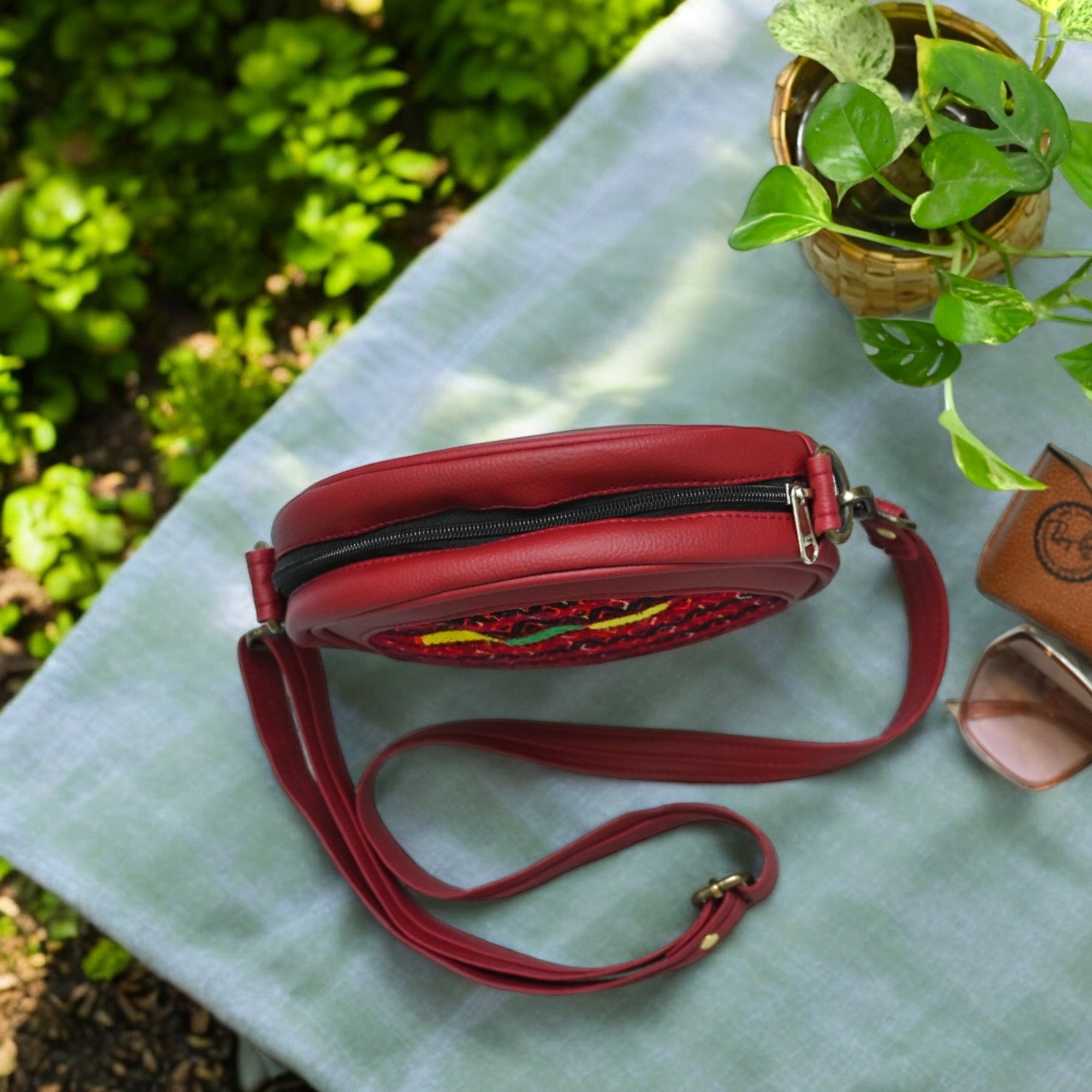 Round Sling bag (Maroon)