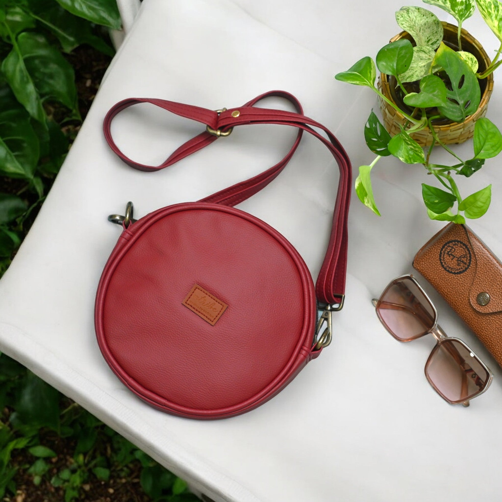 Round Sling bag (Maroon)