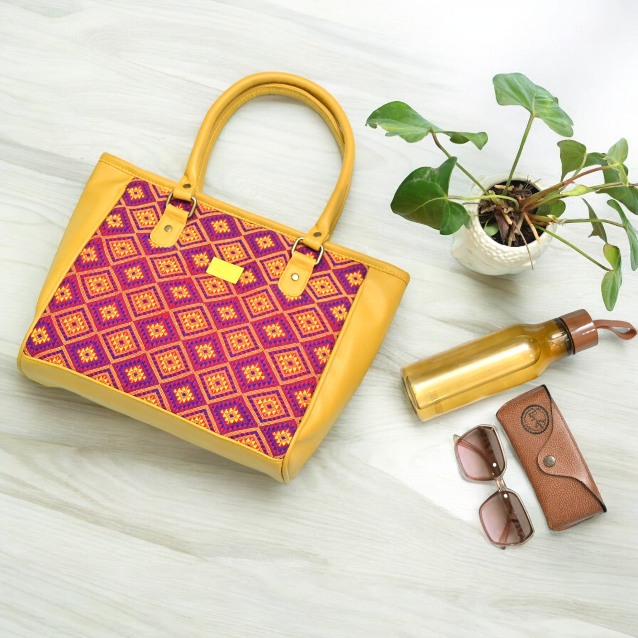 Vibrant Elegance Tote (Mustard Yellow)