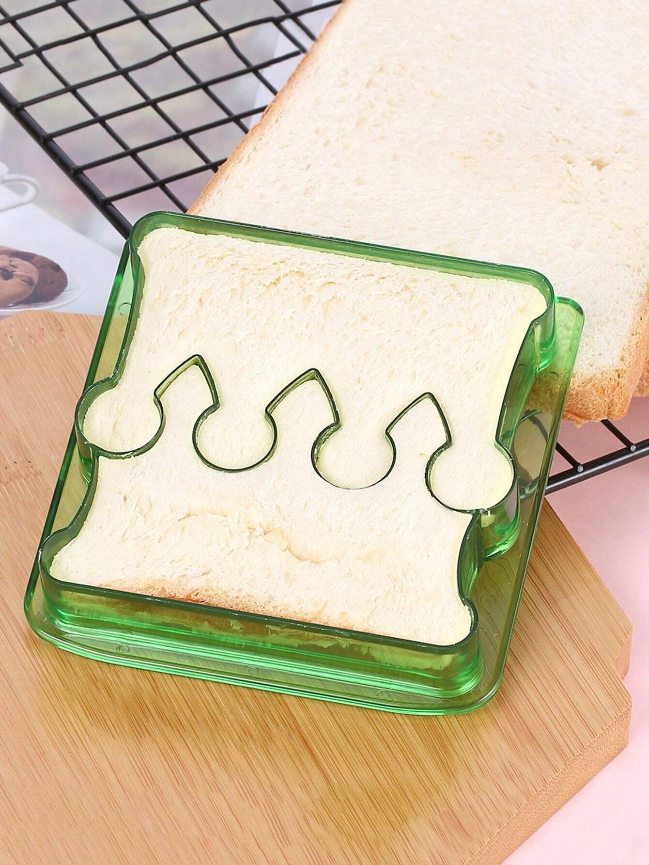 Sandwich Cutter